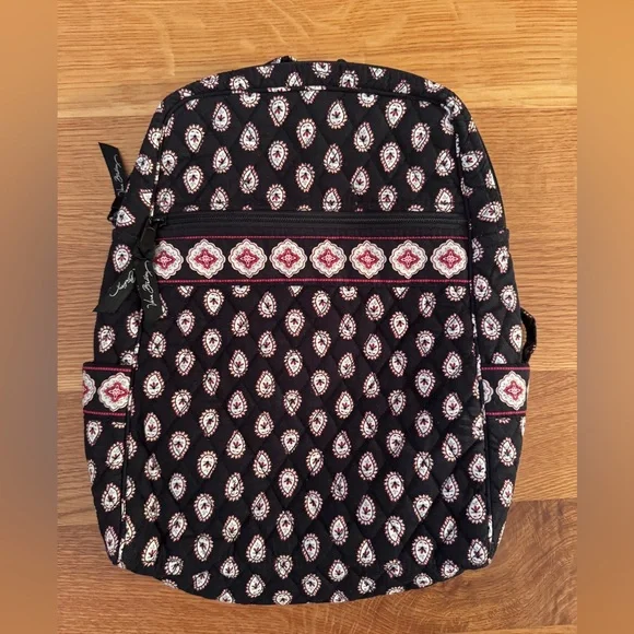 Vera Bradley | Bags | Vera Bradley Quilted Backpack Nwot  display picture 2